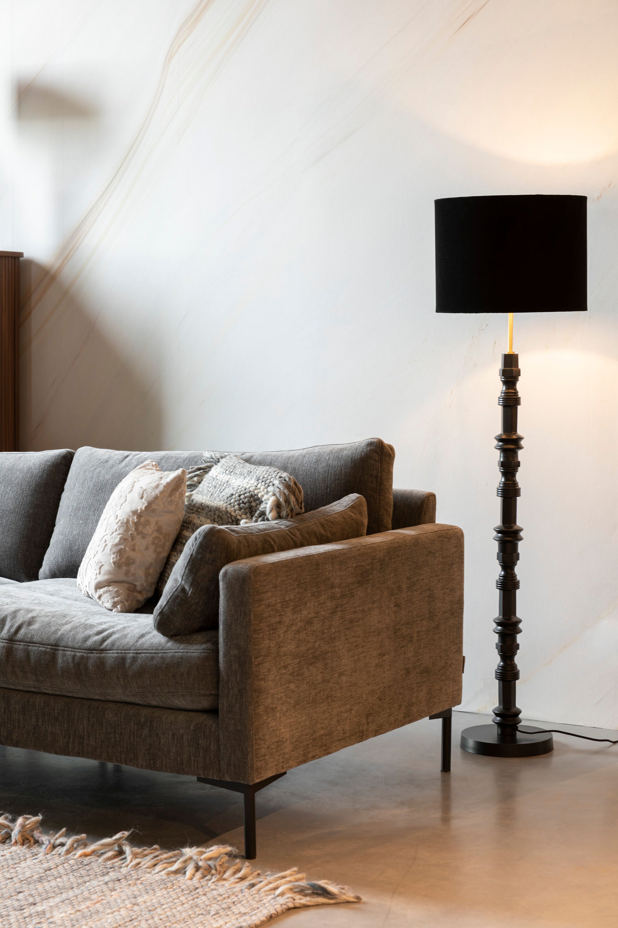 Zuiver Totem Black Floor Lamp